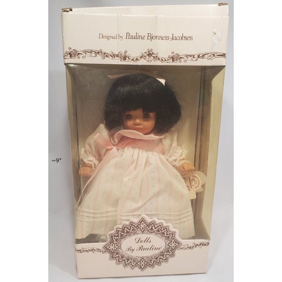 Pauline Bjonness Jacobsen Paula Jacobsen Sweet Asian Baby Doll Box Stand Bundle - Picture 1 of 1